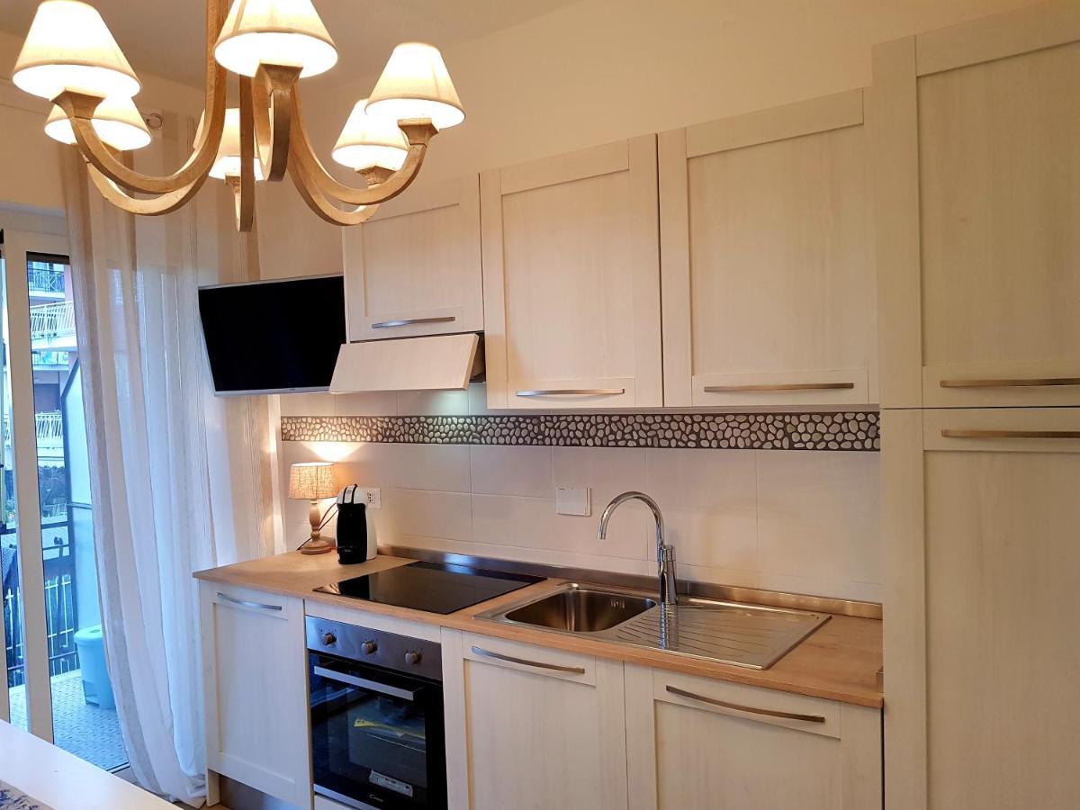 Il Timone Apartment ริวาลิกูเร ภายนอก รูปภาพ