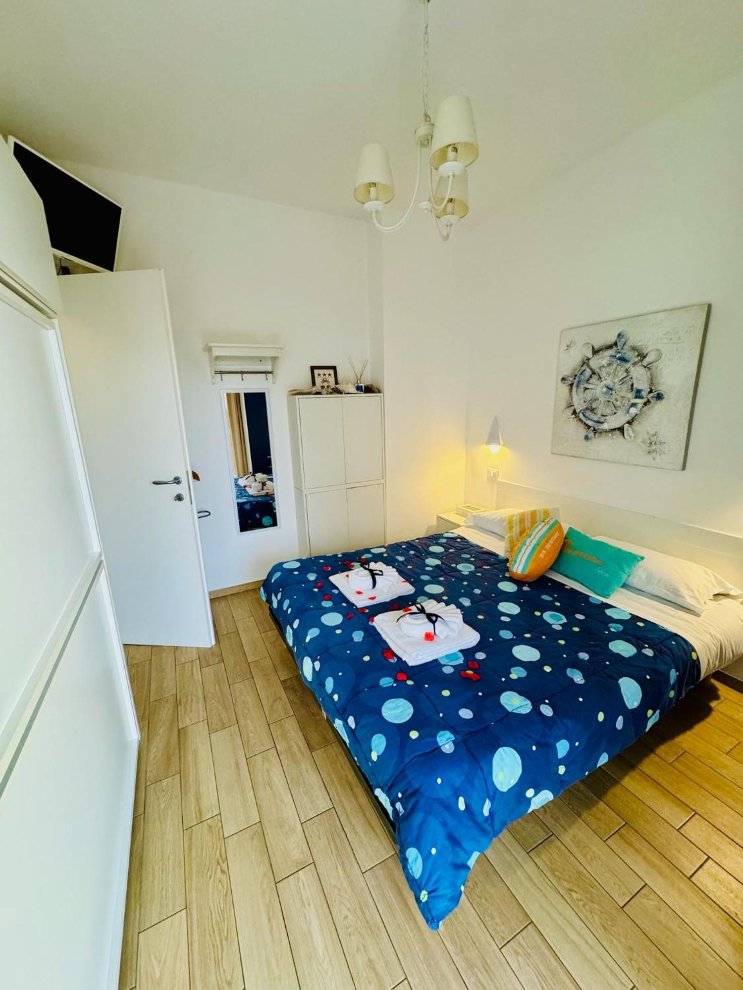 Il Timone Apartment ริวาลิกูเร ภายนอก รูปภาพ