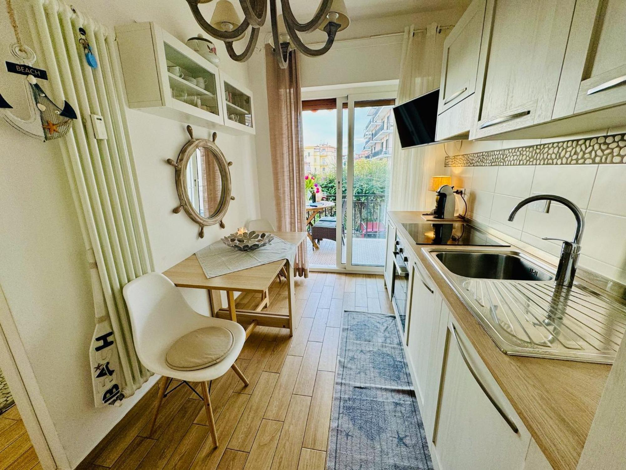 Il Timone Apartment ริวาลิกูเร ภายนอก รูปภาพ